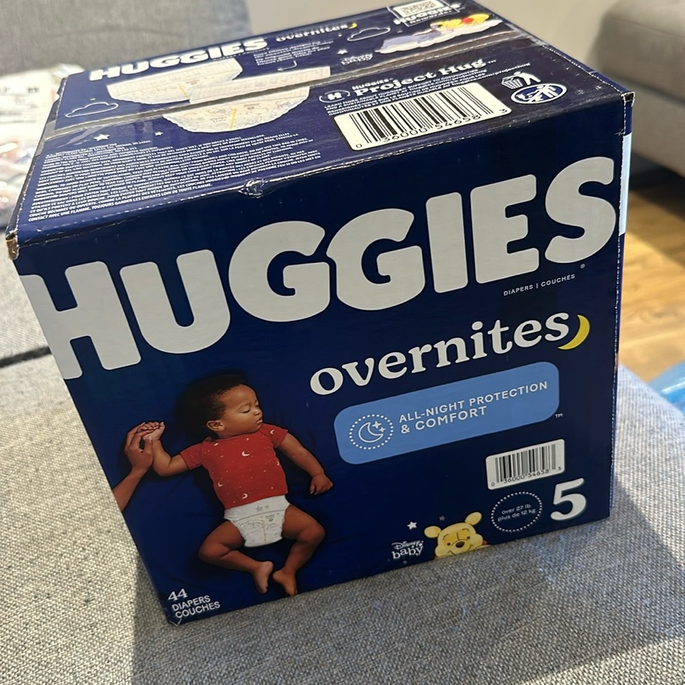 Box of Huggies overnights size 5 unopened